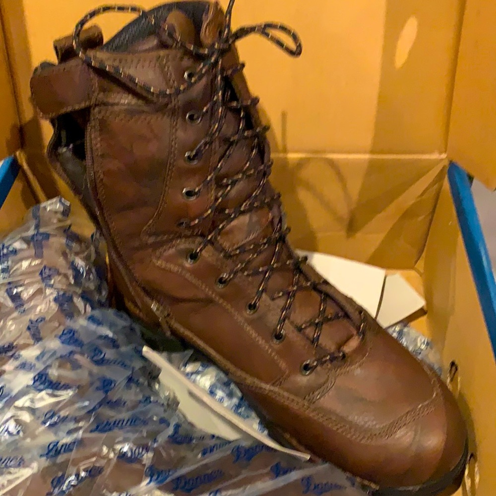 Danner mens boots.  Never worn.  Mens 12.